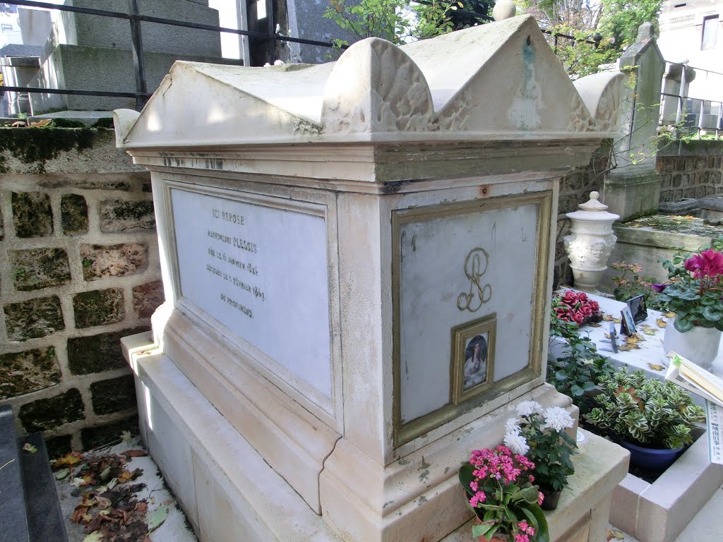 La tombe de Marie Duplessis